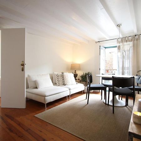 Chic Urban Retreat At Downtown With Balcony & Views Appartement Lissabon Buitenkant foto